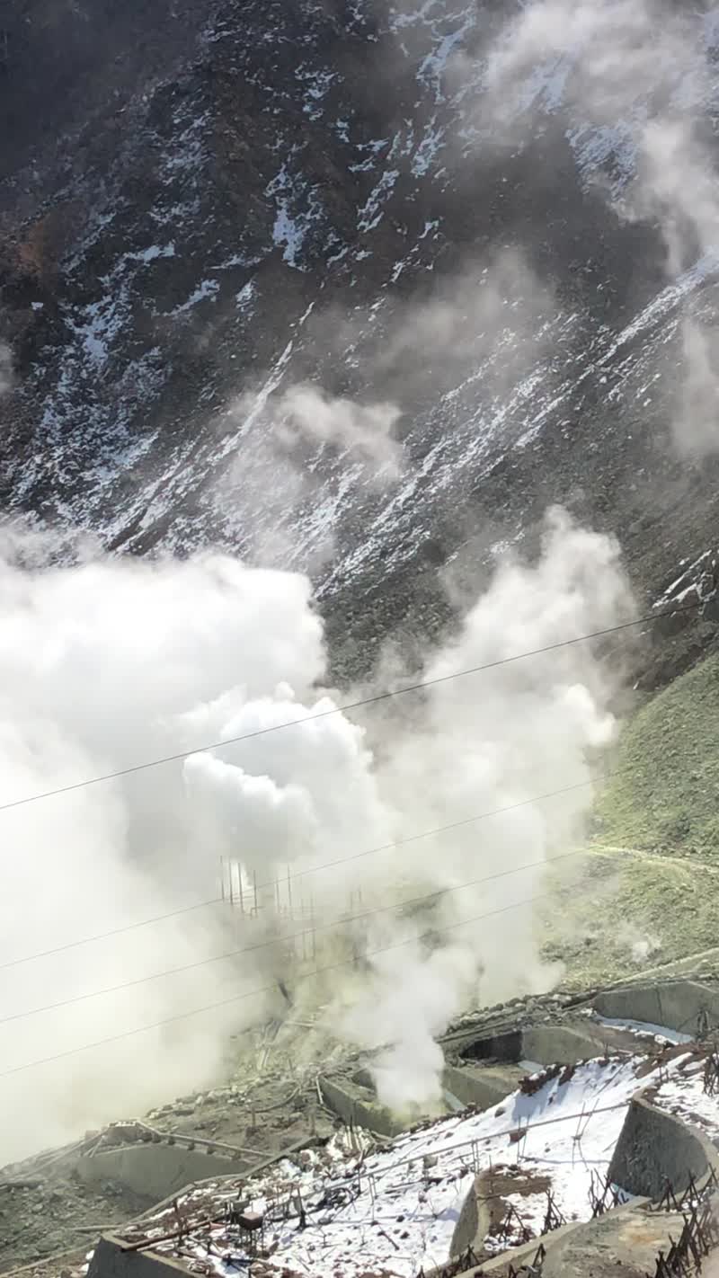日本・箱根「箱根」の写真：大涌谷
bakery&amp;table